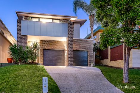 9 Heston St, Stafford Heights, QLD 4053