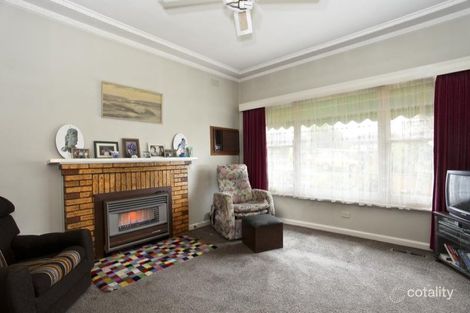 Property photo of 30 Mahon Avenue Kennington VIC 3550