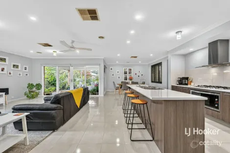 Property photo of 12 Grange Drive Broadford VIC 3658