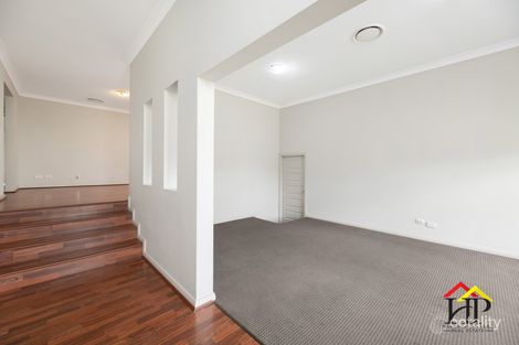 Property photo of 4 Blackgum Way Mount Annan NSW 2567