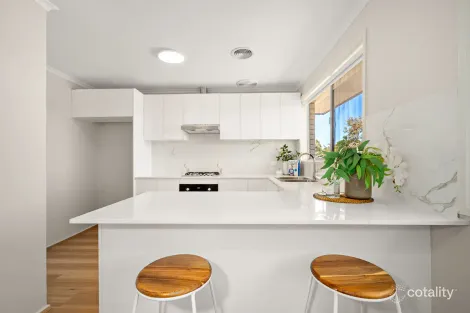 Property photo of 2 Coutie Place Macgregor ACT 2615