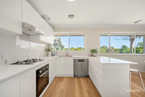 Property photo of 2 Coutie Place Macgregor ACT 2615
