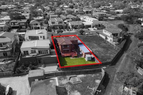 Property photo of 10 Yacht Court Mornington VIC 3931
