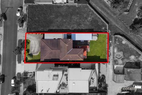 Property photo of 10 Yacht Court Mornington VIC 3931