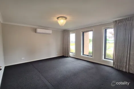 Property photo of 17 Winterton Place Yinnar VIC 3869