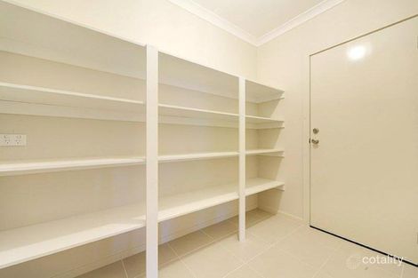 Property photo of 28 Maple Leaf Crescent Point Cook VIC 3030