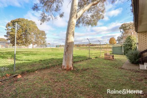 Property photo of 8 Ross Place Mitchell NSW 2795