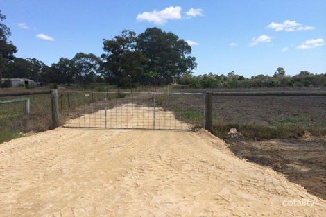 253 Cumming Rd, Oakford, WA 6121