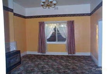 Property photo of 48 Flower Street Essendon VIC 3040