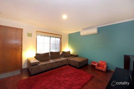 Property photo of 17 Cane Mews Seaford VIC 3198