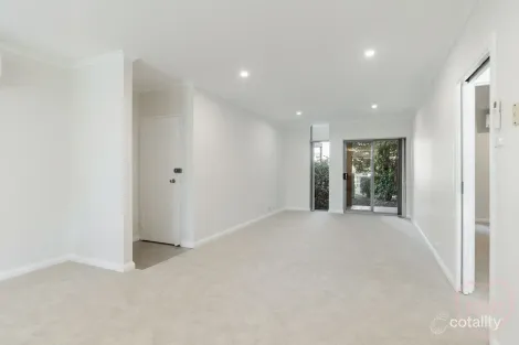 Property photo of 1/10 Coolac Place Braddon ACT 2612