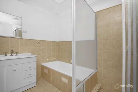 Property photo of 27 Melbourne Road St Johns Park NSW 2176