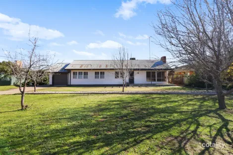 95 Dick St, Deniliquin, NSW 2710