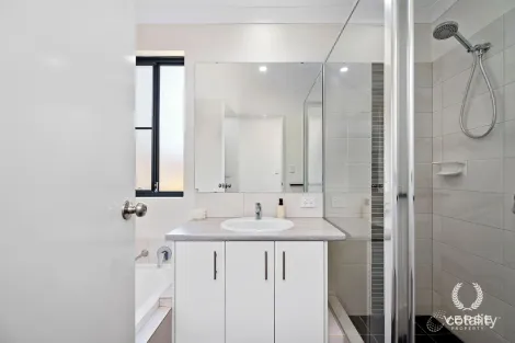 Property photo of 4 Cabbridge Lane Martin WA 6110