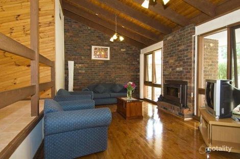 Property photo of 41 Malabar Crescent Eltham VIC 3095