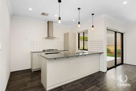 Property photo of 4 Cabbridge Lane Martin WA 6110