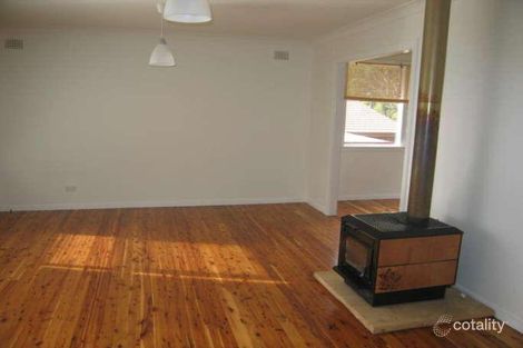 Property photo of 10 Hall Parade Hazelbrook NSW 2779