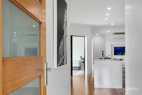 Property photo of 102 Springbrook Avenue Redlynch QLD 4870