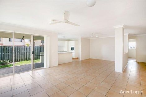 Property photo of 10 Oxbridge Chase Arundel QLD 4214