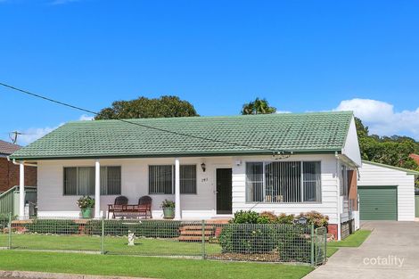 Property photo of 141 Macquarie Grove Caves Beach NSW 2281