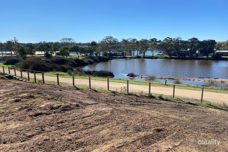 Property photo of 18 Wetlands Close Murray Bridge SA 5253