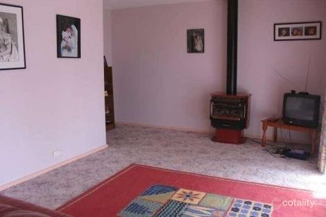 Property photo of 4 Gamay Court Wynn Vale SA 5127