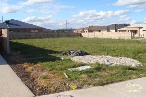 87 Arena Pde, Officer, VIC 3809