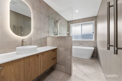 Property photo of 2 Leonard Place Bonnyrigg NSW 2177