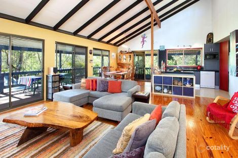 Property photo of 23 Timbarra Crescent Karana Downs QLD 4306