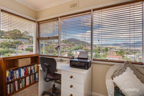 Property photo of 95 Malunna Road Lindisfarne TAS 7015