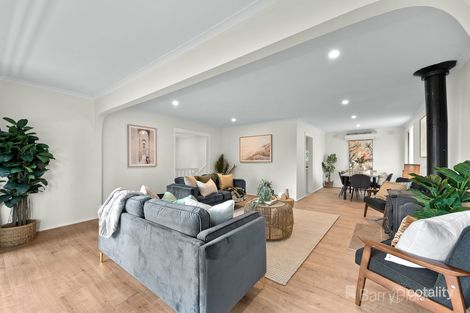 Property photo of 7 Flora Court Narre Warren VIC 3805