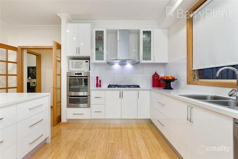 Property photo of 13 Kotiko Road Keysborough VIC 3173