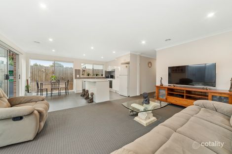 Property photo of 30 Cardiff Circuit Carrum Downs VIC 3201