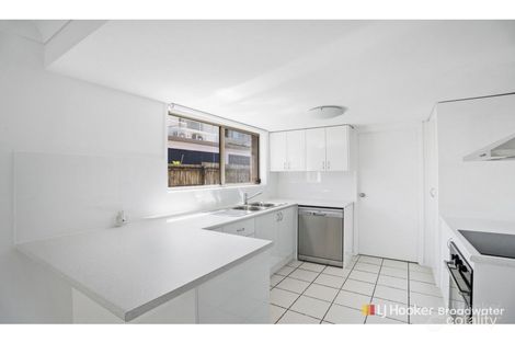 1/172 Muir St, Labrador, QLD 4215