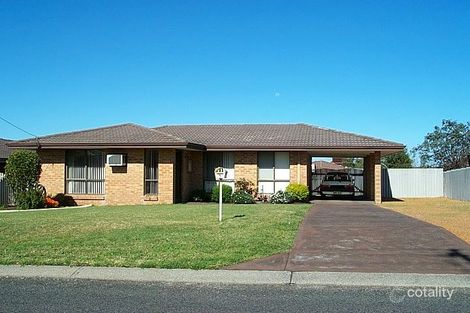 7 Swan Ave, Collie, WA 6225