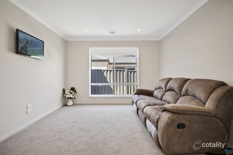 Property photo of 5 Wispering Circuit Kilmore VIC 3764