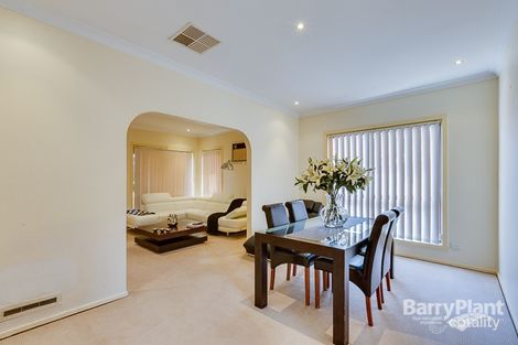 Property photo of 8 Elfin Place Kings Park VIC 3021