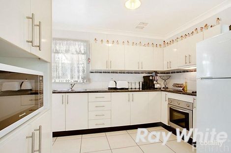 Property photo of 40 Sandakan Crescent Lethbridge Park NSW 2770