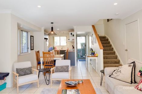 Property photo of 27/8 Earnshaw Street Calamvale QLD 4116