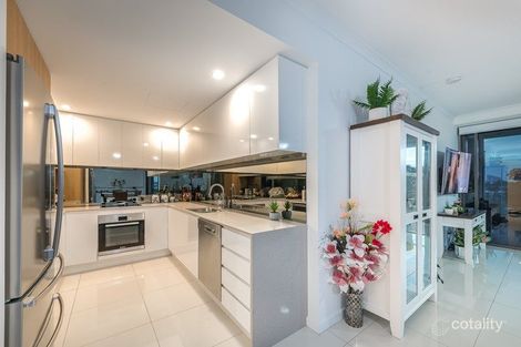 Property photo of 304/9-15 Markeri Street Mermaid Beach QLD 4218