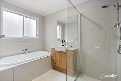 Property photo of 11 O'Connell Court Pimpama QLD 4209