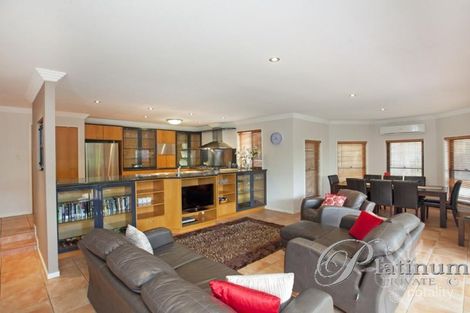 Property photo of 110 Cribb Road Carindale QLD 4152