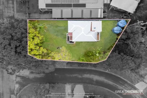 18 CORMORANT CRES, JACOBS WELL, QLD 4208