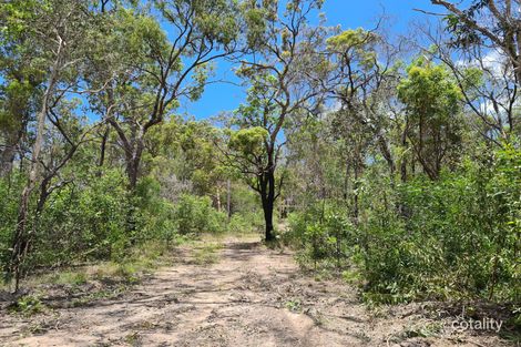 208 Emery Rd, Baffle Creek, QLD 4674