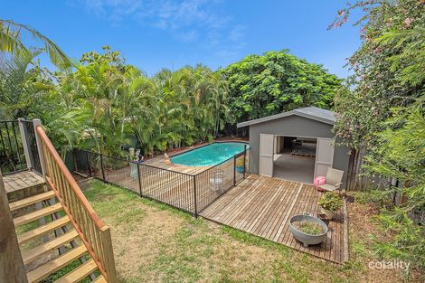 7 Vernon Ave, Labrador, QLD 4215