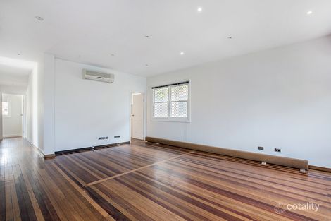 Property photo of 7 Vernon Avenue Labrador QLD 4215