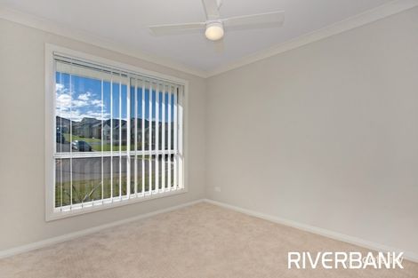 Property photo of 21 Young Circuit Elderslie NSW 2570