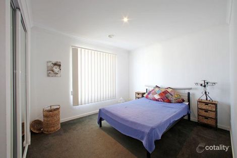 Property photo of 94 Sovereign Manors Crescent Rowville VIC 3178