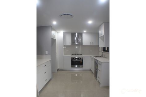 100a Maiden St, Greenacre, NSW 2190