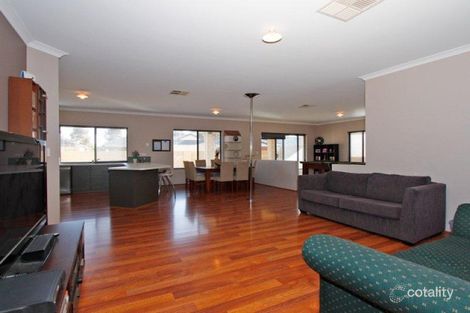 Property photo of 13 Tenterfield Green Harrisdale WA 6112